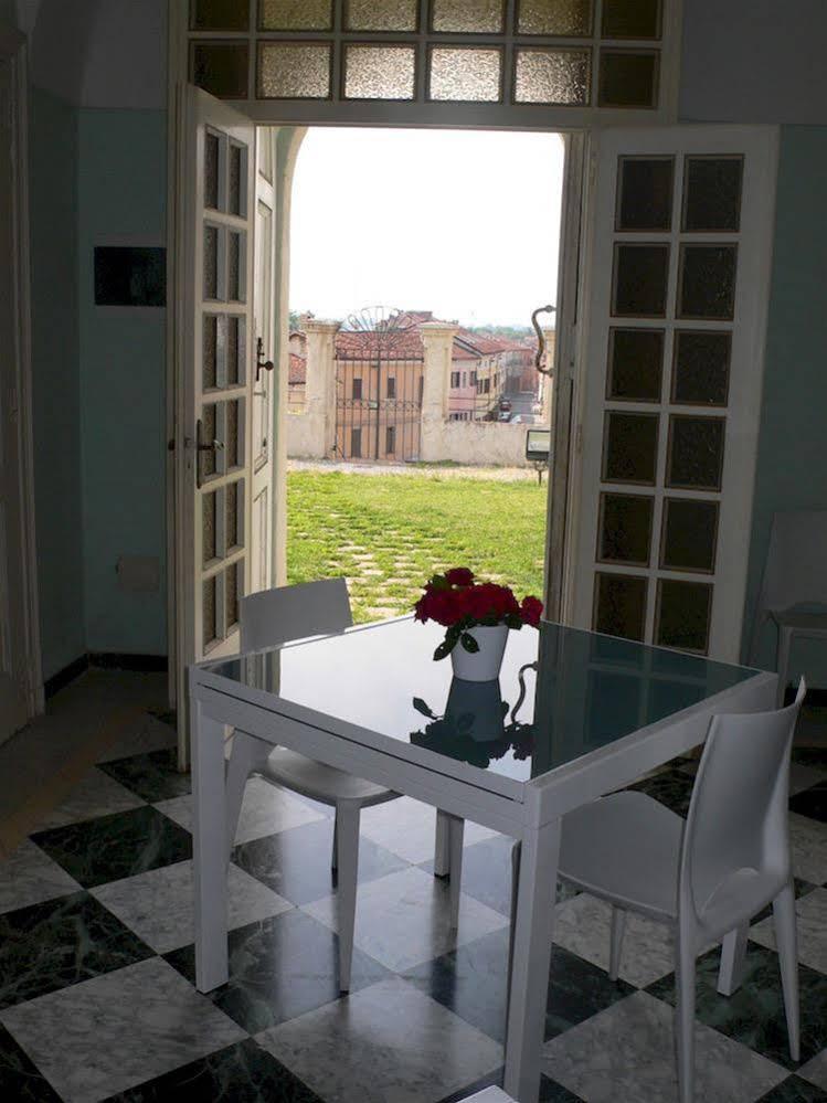 트리니타 Dimora Castello Dei Conti B&B 외부 사진